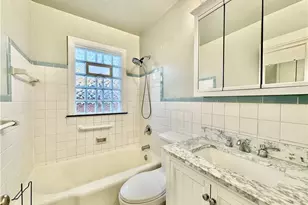 1240 Delaine Ave, Dayton, OH 45419 - Photo 10