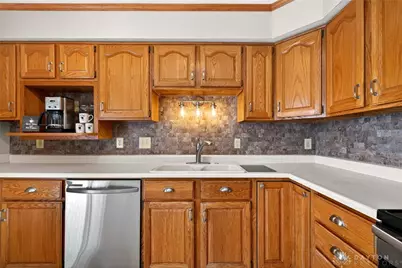 21 Dorchester Drive, Dayton, OH 45415 - Photo 12