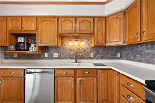 21 Dorchester Dr, Dayton, OH 45415 - Photo 12