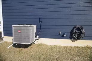 10312 Tice St, Dayton, OH 45458 - Photo 12