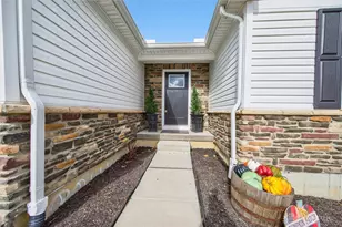 5667 Woodcreek Dr, Middletown, OH 45042 - Photo 4