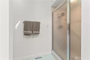 2260 Vienna Pkwy, Dayton, OH 45459 - Photo 34