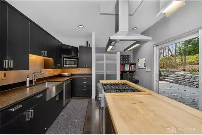 7060 Peters Pike, Dayton, OH 45414 - Photo 18