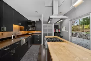 7060 Peters Pike, Dayton, OH 45414 - Photo 18