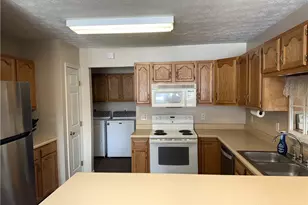 4051 Twin Lakes Cir, Englewood, OH 45315 - Photo 16