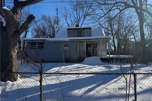 12 Jenkins Dr, Dayton, OH 45417 - Photo 2