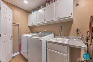 3009 Highlander Dr, Beavercreek, OH 45432 - Photo 36