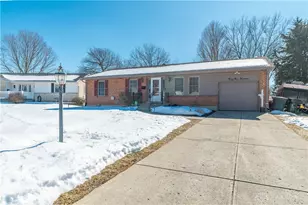 4914 Sweetbell Ct, Dayton, OH 45424 - Photo 4