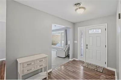 1040 Grove Hill Drive, Beavercreek, OH 45434 - Photo 6