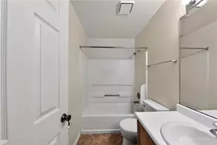 6800 Deer Bluff Dr, Dayton, OH 45424 - Photo 20