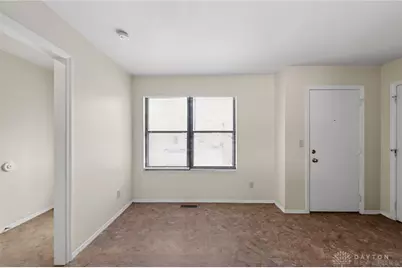 6800 Deer Bluff Drive, Dayton, OH 45424 - Photo 6