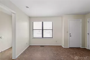 6800 Deer Bluff Dr, Dayton, OH 45424 - Photo 6