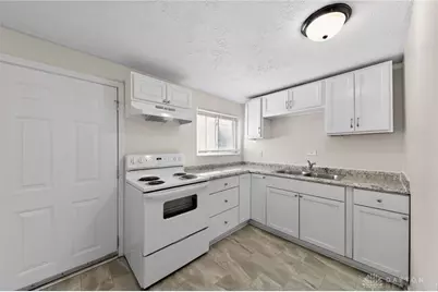 2218 Finland Drive, Dayton, OH 45439 - Photo 10