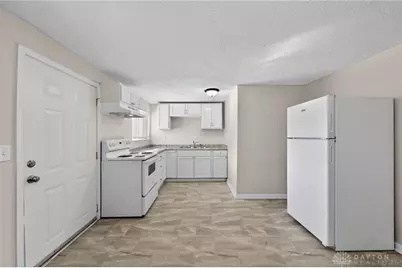 2218 Finland Drive, Dayton, OH 45439 - Photo 12