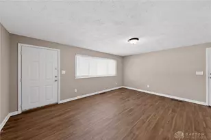 2218 Finland Dr, Dayton, OH 45439 - Photo 4