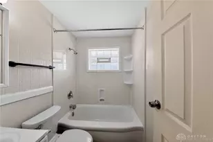 2218 Finland Dr, Dayton, OH 45439 - Photo 20