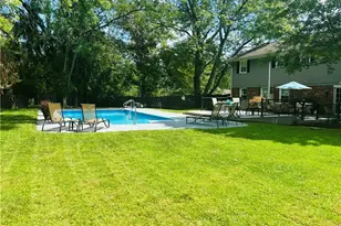 6808 St Laurent Cir, Washington Twp, OH 45459 - Photo 34