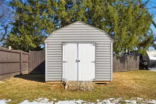 6808 St Laurent Cir, Washington Twp, OH 45459 - Photo 42