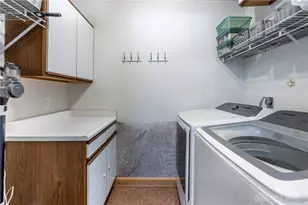 2333 Wrencroft Cir, Miami Township, OH 45459 - Photo 22