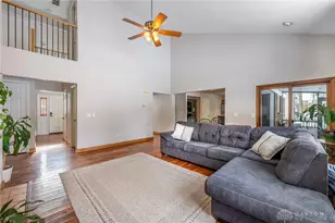2333 Wrencroft Cir, Miami Township, OH 45459 - Photo 4