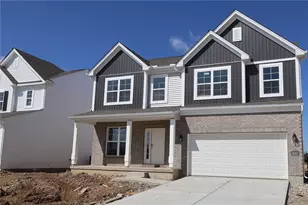 443 Crossing Ln, Miami Township, OH 45449 - Photo 2