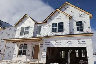 443 Crossing Ln, Miami Township, OH 45449 - Photo 2