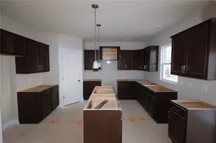 443 Crossing Ln, Miami Township, OH 45449 - Photo 2