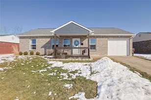 169 Brookmoor Dr, Brookville, OH 45309 - Photo 1