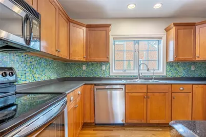 327 Harman Boulevard, Oakwood, OH 45419 - Photo 10