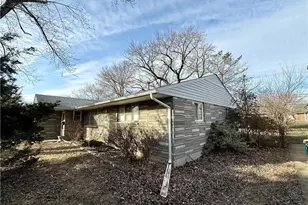 500 W Market St, Springboro, OH 45066 - Photo 2