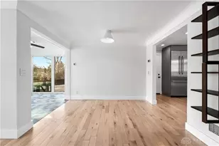 8160 Hopewell Rd, Sycamore Township, OH 45242 - Photo 6