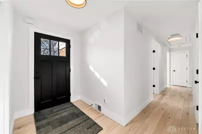 8160 Hopewell Road, Sycamore Township, OH 45242 - Photo 2