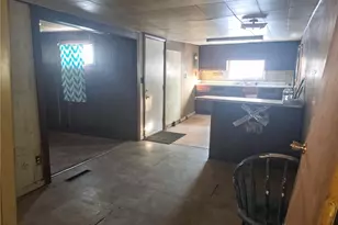 637 E Main St, Xenia, OH 45385 - Photo 4