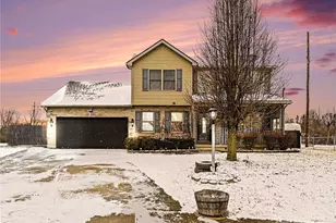 220 Auburn Meadows Ct, Carlisle, OH 45005 - Photo 1