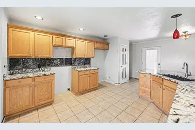 220 Auburn Meadows Court, Carlisle, OH 45005 - Photo 8