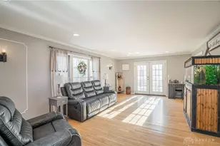 5914 Lynnaway Dr, Dayton, OH 45415 - Photo 8