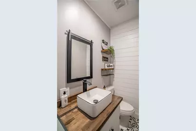 5914 Lynnaway Drive, Dayton, OH 45415 - Photo 18