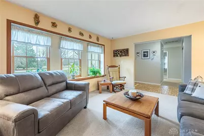 3864 Quailhollow Court, Springfield, OH 45502 - Photo 2