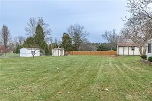 3864 Quailhollow Ct, Springfield, OH 45502 - Photo 36