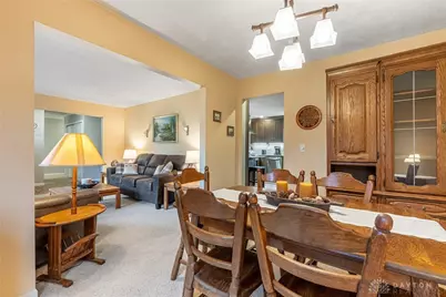 3864 Quailhollow Court, Springfield, OH 45502 - Photo 6