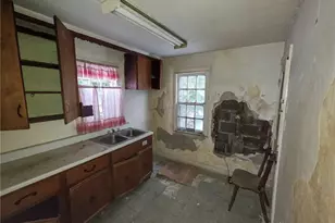 846 E Church St, Xenia, OH 45385 - Photo 6