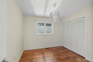 2215 S Linda Dr, Bellbrook, OH 45305 - Photo 12