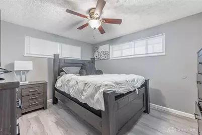 6654 Harshmanville Road, Huber Heights, OH 45424 - Photo 16