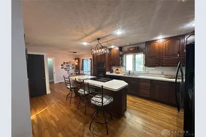 405 E Main Street, Tipp City, OH 45371 - Photo 4