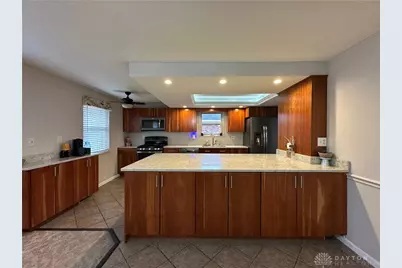 2312 E Whipp Road, Dayton, OH 45440 - Photo 12