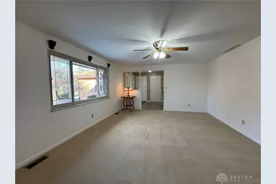 2312 E Whipp Road, Dayton, OH 45440 - Photo 6