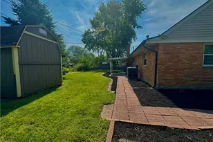 2312 E Whipp Rd, Dayton, OH 45440 - Photo 42
