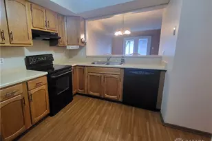 5585 Cobblegate Dr, Dayton, OH 45449 - Photo 4