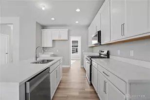 434 Hines Cir, Dayton, OH 45458 - Photo 18