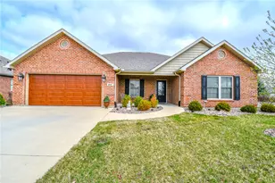 607 W Bentley Cir, Troy, OH 45373 - Photo 1